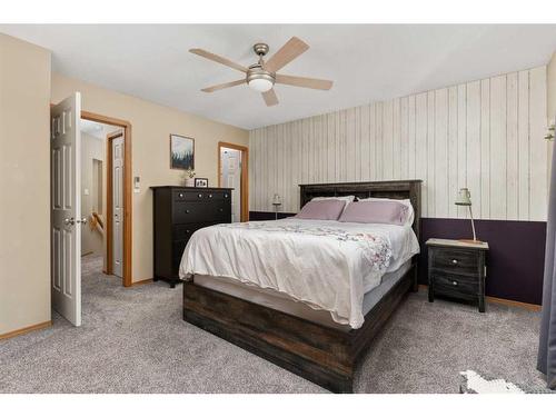 4021 69 A Street Close, Camrose, AB - Indoor Photo Showing Bedroom