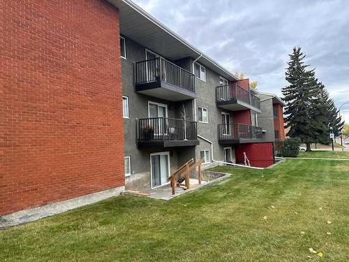 103-35 Bennett Street, Red Deer, AB - Outdoor With Exterior