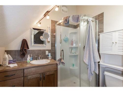 15-39152 Range Road 280, Rural Red Deer County, AB - Indoor Photo Showing Bathroom