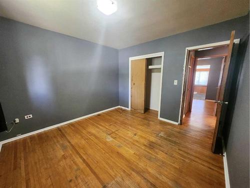 3305 44A Avenue, Red Deer, AB - Indoor Photo Showing Other Room