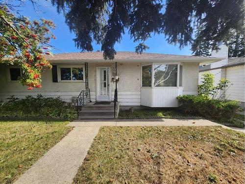 3305 44A Avenue, Red Deer, AB - Outdoor With Facade