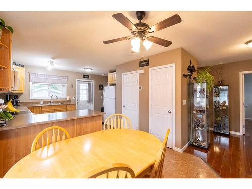 4003 67 Street, Stettler, AB - Indoor Photo Showing Dining Room