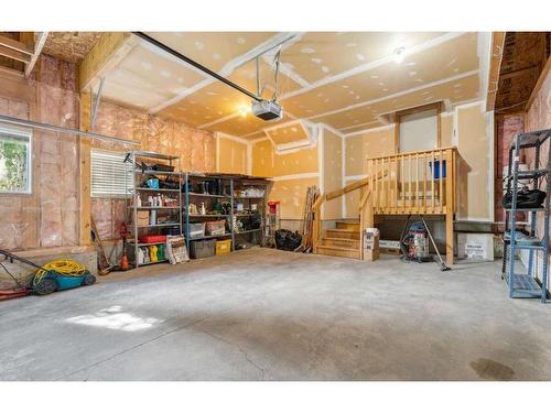 11767 Valley Ridge Boulevard Nw, Calgary, AB - Indoor Photo Showing Garage