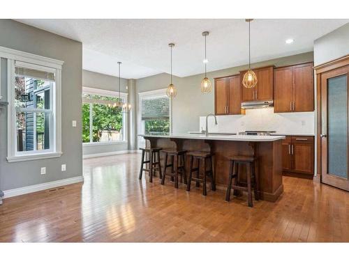 11767 Valley Ridge Boulevard Nw, Calgary, AB - Indoor Photo Showing Kitchen