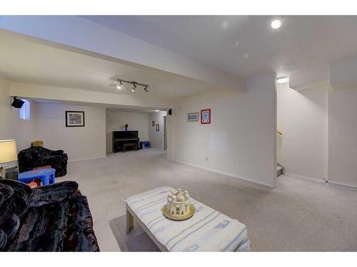 120 Lancaster Drive, Red Deer, AB - Indoor Photo Showing Other Room