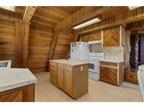 22 Front Street, White Sands, AB - Indoor Photo Showing Kitchen