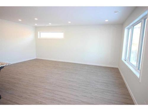 6209 Valleyview Drive, Camrose, AB - Indoor Photo Showing Other Room