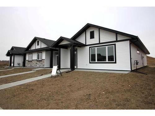 6209 Valleyview Drive, Camrose, AB - Outdoor