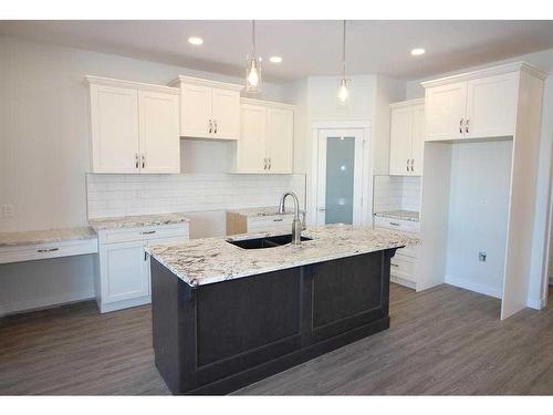 6209 Valleyview Drive, Camrose, AB - Indoor Photo Showing Kitchen