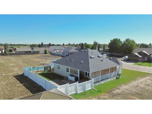 7208 44 Avenue Close, Camrose, AB - Outdoor