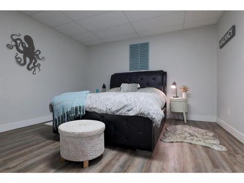 7208 44 Avenue Close, Camrose, AB - Indoor Photo Showing Bedroom