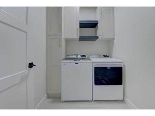 54 Lindman Avenue, Red Deer, AB - Indoor Photo Showing Laundry Room