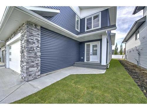 54 Lindman Avenue, Red Deer, AB - Outdoor