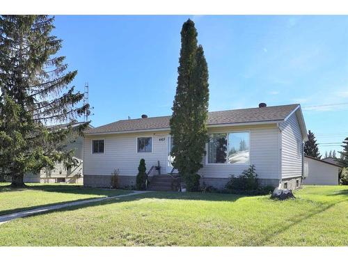 4927 47 Street, Hardisty, AB - Outdoor