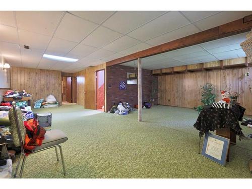 4927 47 Street, Hardisty, AB - Indoor Photo Showing Basement