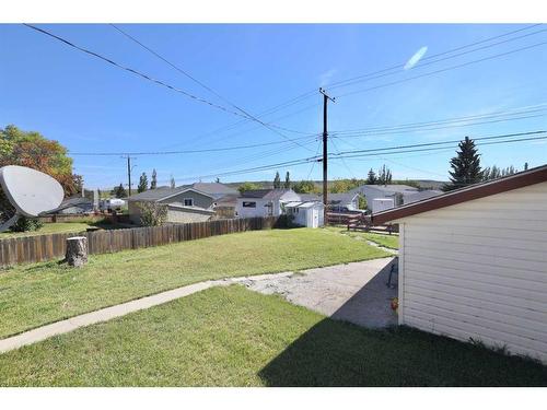 4927 47 Street, Hardisty, AB - Outdoor