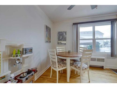 26 Poplar Crescent, Springbrook, AB - Indoor Photo Showing Dining Room