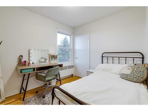 26 Poplar Crescent, Springbrook, AB - Indoor Photo Showing Bedroom