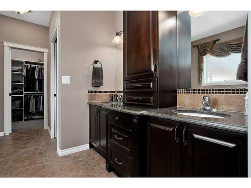 15 Volk Place, Red Deer, AB - Indoor Photo Showing Bathroom