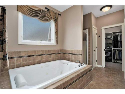 15 Volk Place, Red Deer, AB - Indoor Photo Showing Bathroom