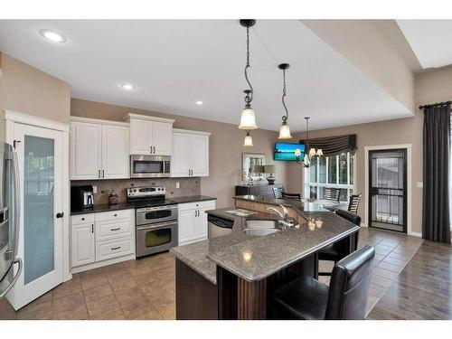 15 Volk Place, Red Deer, AB - Indoor Photo Showing Kitchen With Upgraded Kitchen