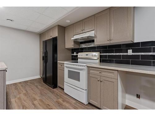 5910 44 Avenue, Camrose, AB - Indoor Photo Showing Kitchen