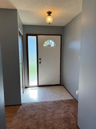 5506 47 Avenue, Killam, AB - Indoor Photo Showing Other Room