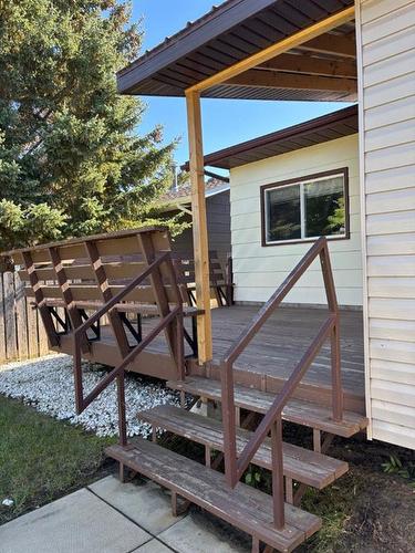 5506 47 Avenue, Killam, AB - Outdoor With Exterior