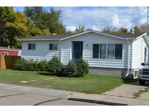 9 Mackenzie Drive, Sedgewick, AB - Outdoor