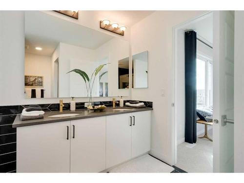 348 Sora Terrace Se, Calgary, AB - Indoor Photo Showing Bathroom