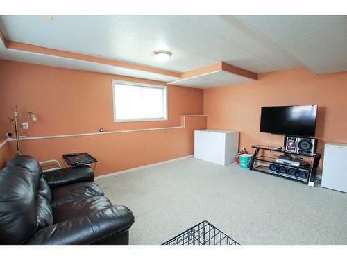 66 James Street, Red Deer, AB - Indoor