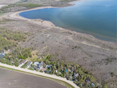 288 Brownlows Landing, Gull Lake, AB 