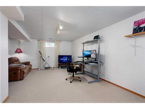 5417 53 Street, Camrose, AB - Indoor Photo Showing Office