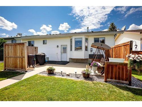 5417 53 Street, Camrose, AB - Outdoor With Exterior