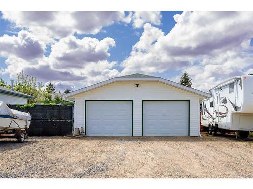 5417 53 Street, Camrose, AB - Outdoor