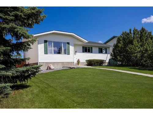 5417 53 Street, Camrose, AB - Outdoor