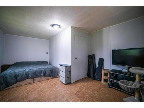 44455 Range Road 174, Rural Camrose County, AB - Indoor Photo Showing Bedroom