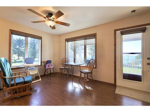 27 Lakeshore Drive, Sundance Beach, AB - Indoor