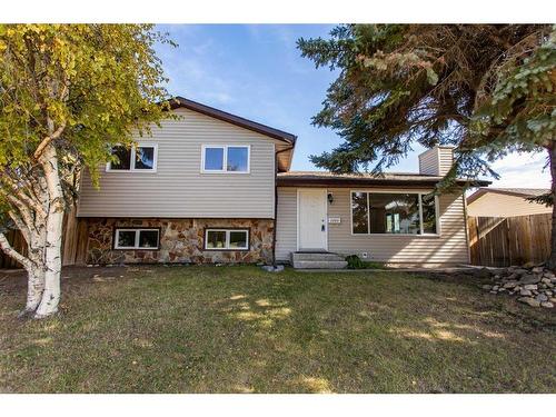 5659 76 Street, Red Deer, AB - Outdoor