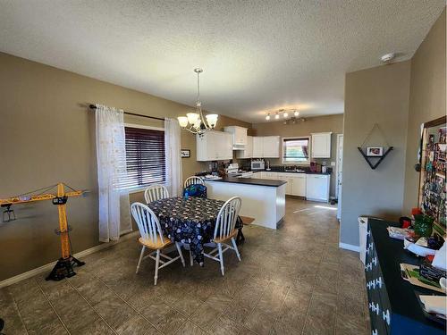 91 Isherwood Close, Red Deer, AB - Indoor Photo Showing Dining Room