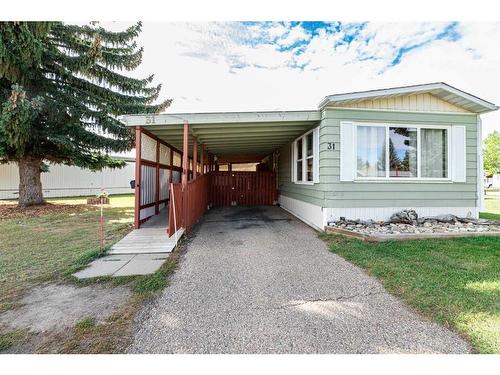 31 Parkview Avenue, Red Deer, AB 