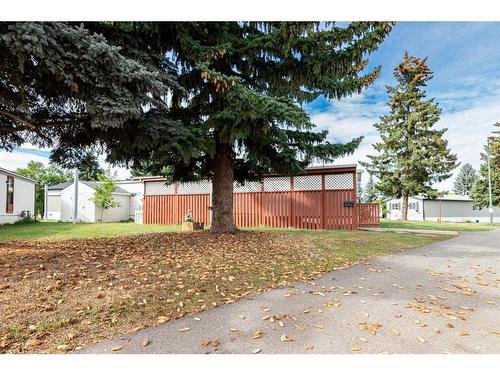 31 Parkview Avenue, Red Deer, AB 