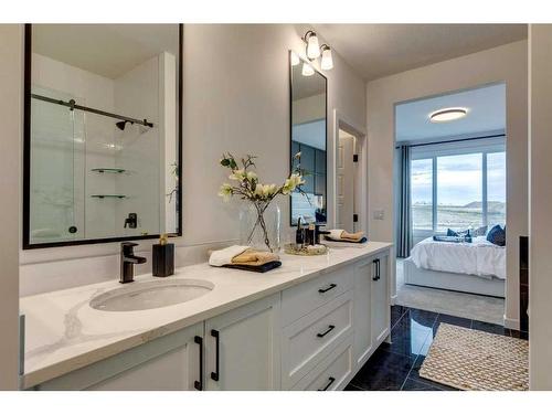 51 Rancher'S View East, Okotoks, AB - Indoor Photo Showing Bathroom