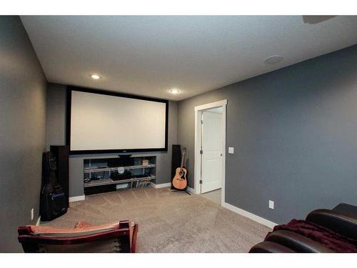 5818 41 Street Crescent, Red Deer, AB - Indoor Photo Showing Other Room