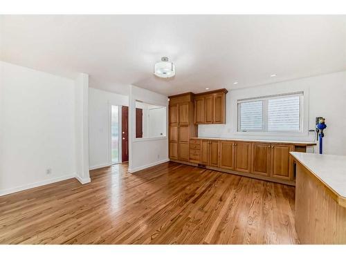 20 Olympic Green, Red Deer, AB - Indoor Photo Showing Kitchen