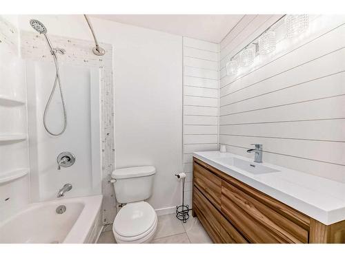 20 Olympic Green, Red Deer, AB - Indoor Photo Showing Bathroom