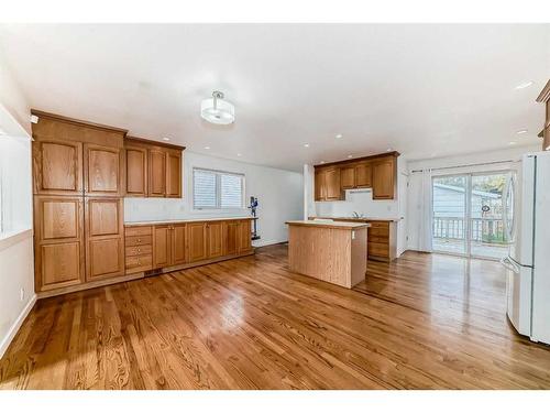 20 Olympic Green, Red Deer, AB - Indoor Photo Showing Kitchen