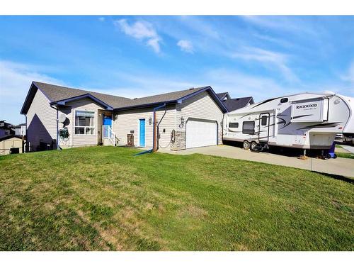 4851 56 Avenue, Innisfail, AB - Outdoor