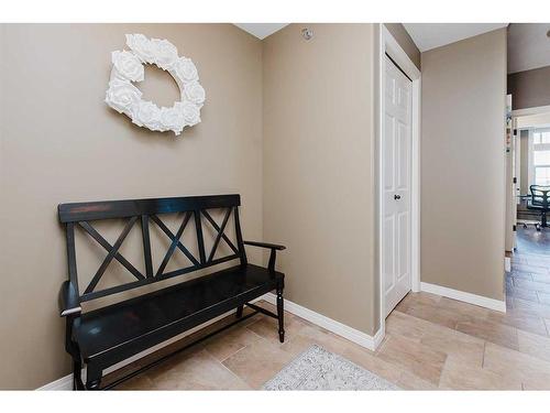 401-69 Ironstone Drive, Red Deer, AB - Indoor Photo Showing Other Room