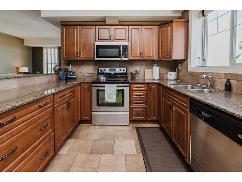 401-69 Ironstone Drive, Red Deer, AB - Indoor Photo Showing Kitchen With Stainless Steel Kitchen With Double Sink